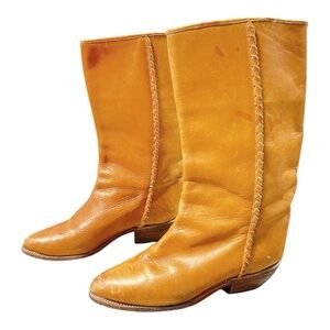 Vintage Tan Leather Heeled Boots with Western Charm